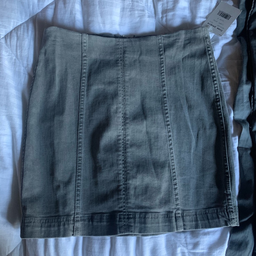 Grey mini skirt